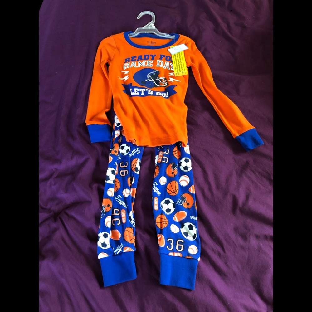Children’s Place football  two piece set with tags
